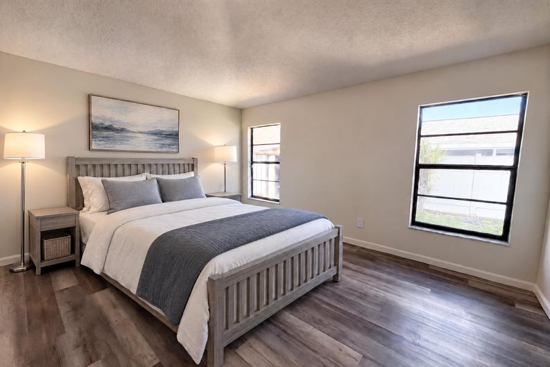 Photo 9 of 17 of 9507 Letterstone Ct, Tampa, FL