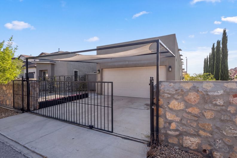 Photo 19 of 20 of 2801 Maria Casas St, El Paso, TX