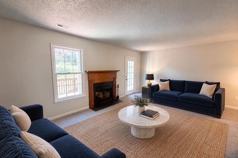 Photo 8 of 17 of 102 Old Maple Ln, Durham, NC