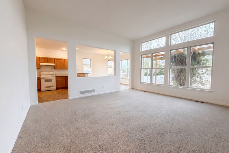 Photo 3 of 42 of 10184 Ferncrest St, Firestone, CO