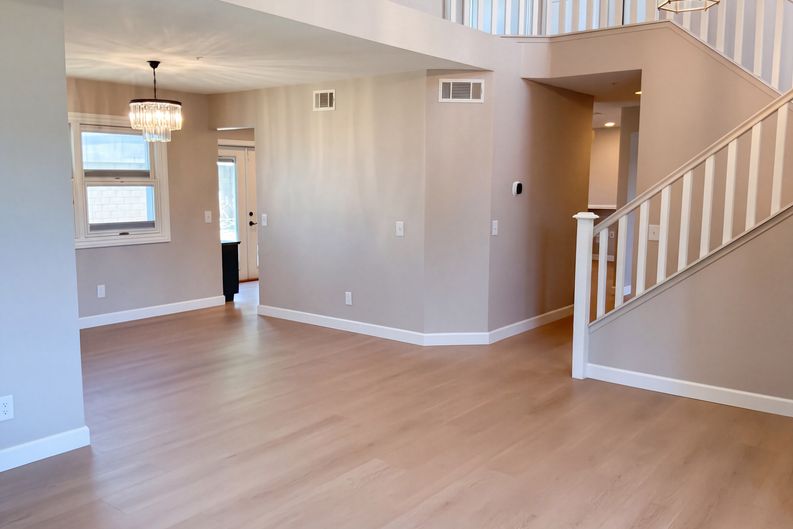 Photo 9 of 33 of 1796 Carpenter St, Rialto, CA
