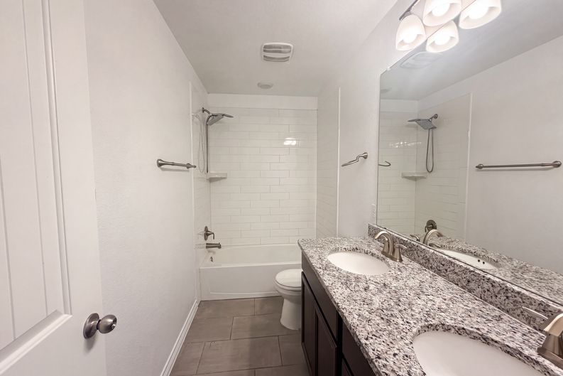 Photo 9 of 19 of 5614 Fenton Ln, Belton, TX