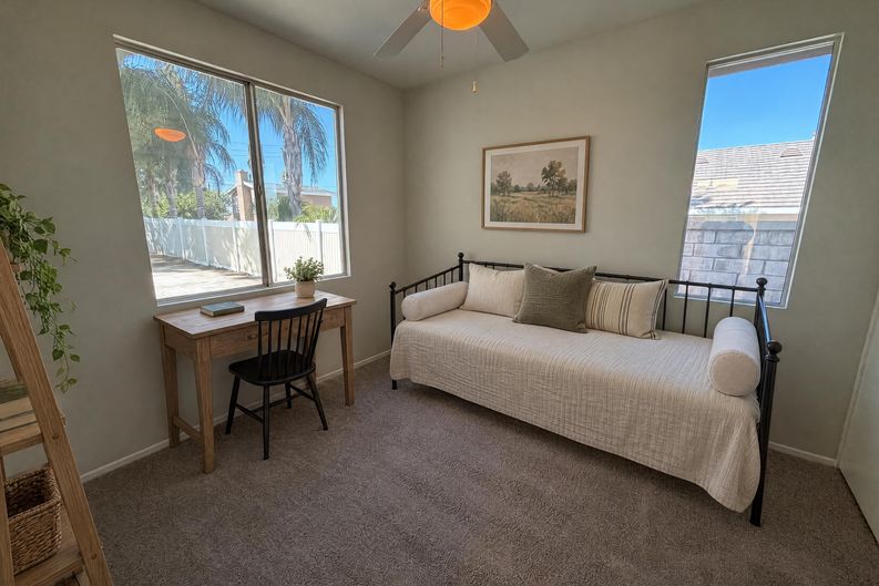Photo 15 of 26 of 33825 Glenoaks Dr, Yucaipa, CA