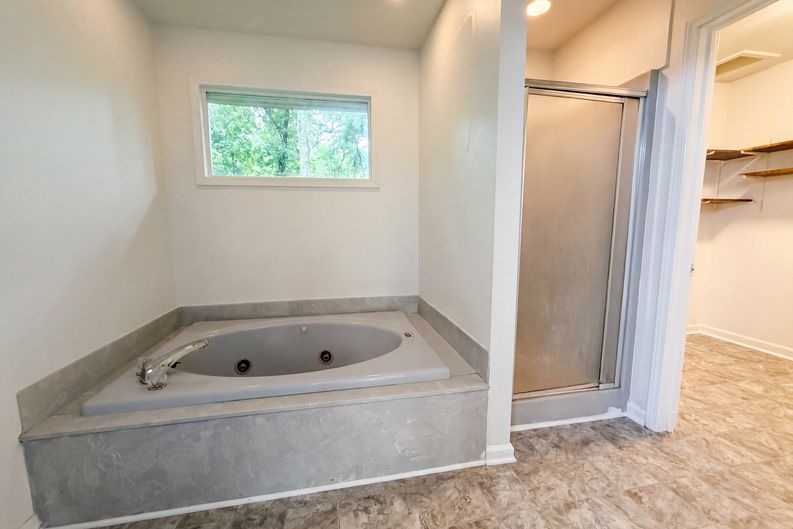Photo 17 of 24 of 1223 6th St, Pleasant Grove, AL