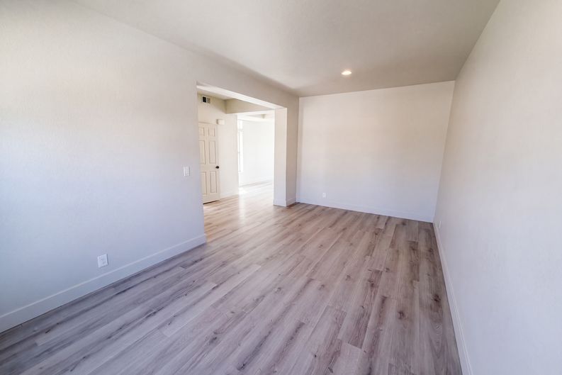 Photo 9 of 46 of 19036 Randolph Pl, Denver, CO
