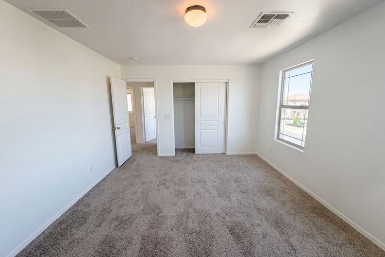 Photo 17 of 33 of 7411 W Alta Vista Rd, Laveen, AZ