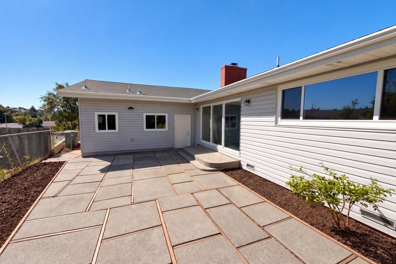 Photo 5 of 15 of 108 Winchell Ct, Vallejo, CA