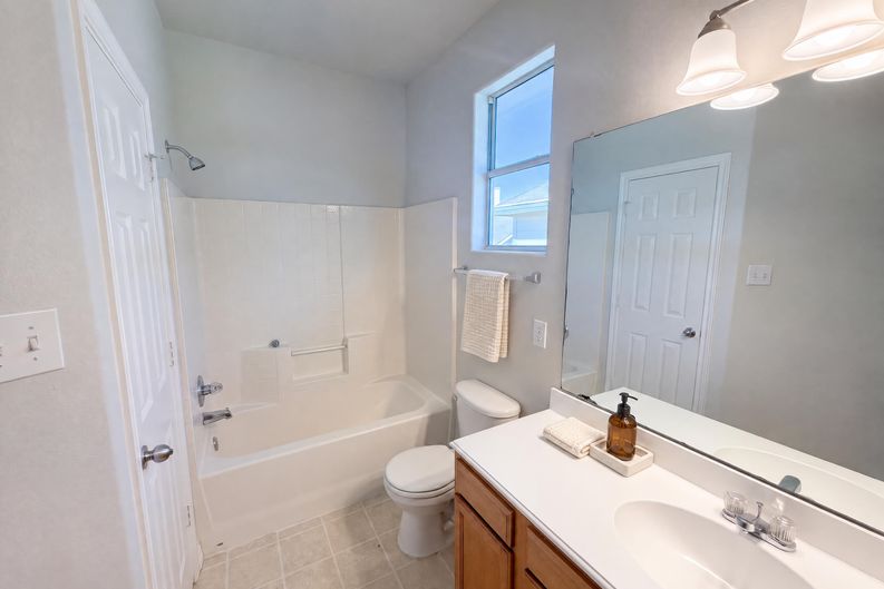 Photo 15 of 22 of 2309 Windsor Farms Dr, Denton, TX