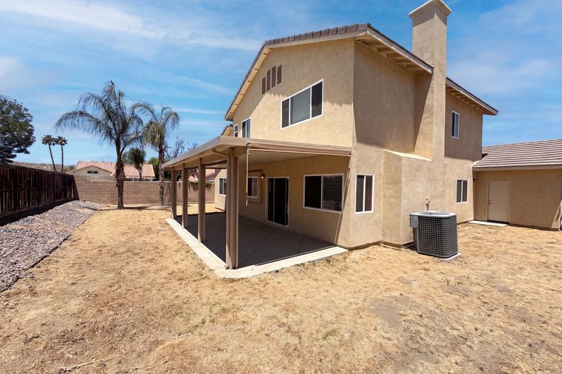 Photo 5 of 24 of 4519 Kalpesh Ct, Hemet, CA