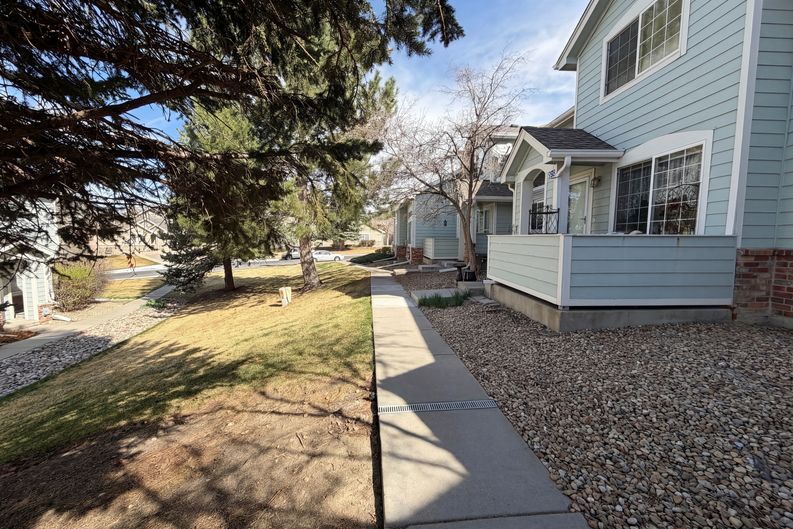 Photo 5 of 21 of 9580 Brentwood Way, Broomfield, CO