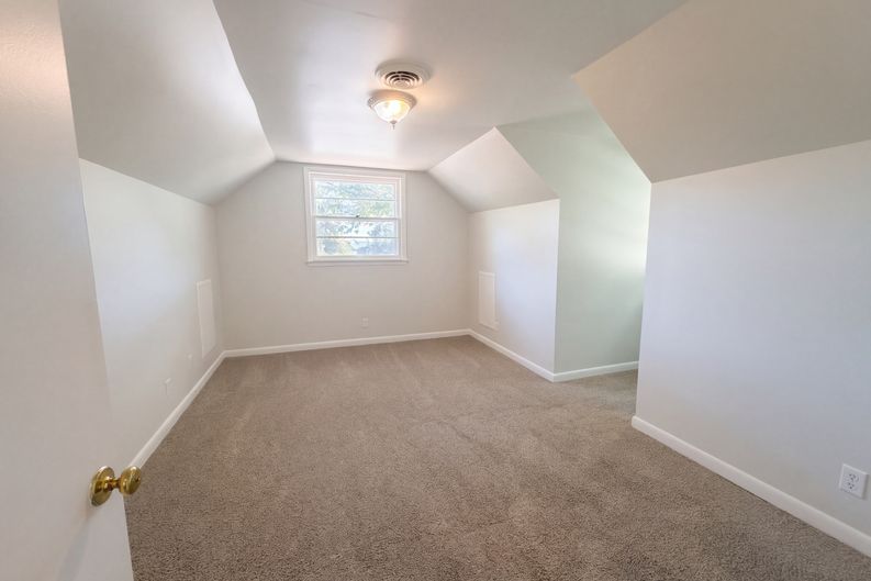 Photo 11 of 23 of 561 Augusta Dr, Hermitage, TN