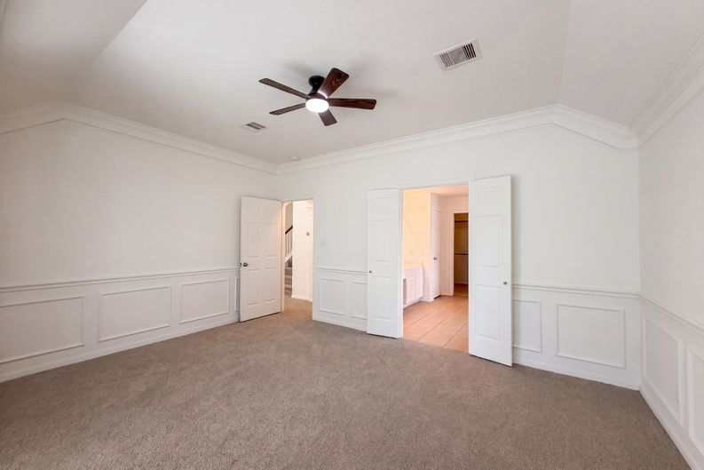 Photo 4 of 27 of 24831 Blane Dr, Katy, TX