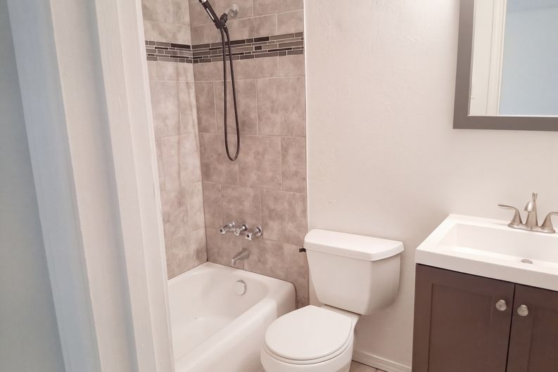 Photo 17 of 21 of 1817 Corte Eduardo St SW, Albuquerque, NM