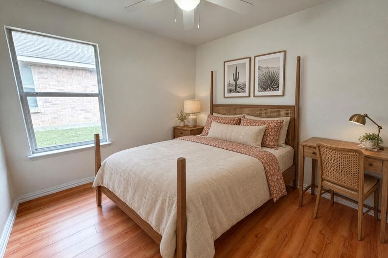 Photo 11 of 19 of 111 Forest Park Ln, Red Oak, TX