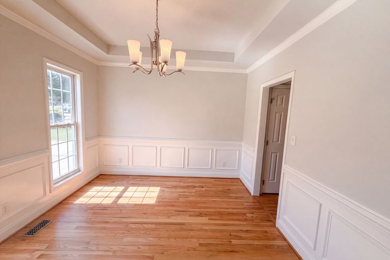 Photo 7 of 20 of 1702 Patterson Grove Rd, Apex, NC