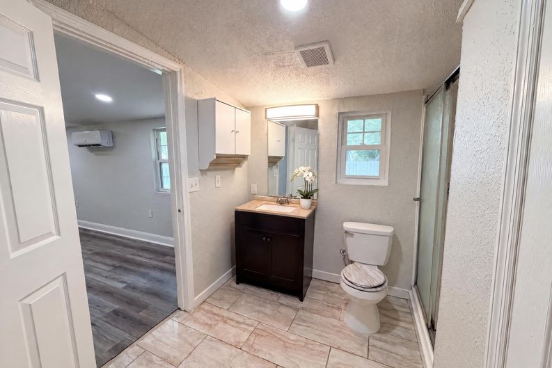 Photo 14 of 21 of 1502 Daroca Dr, Deltona, FL