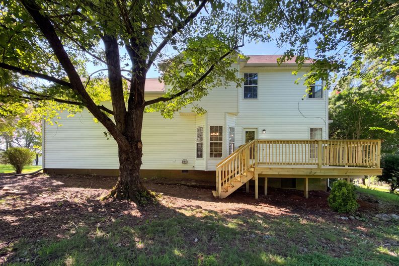 Photo 26 of 28 of 2120 Spring Lake Dr, Spring Hill, TN