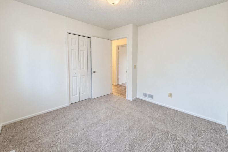 Photo 10 of 19 of 28127 146th St NW, Zimmerman, MN