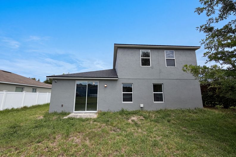 Photo 5 of 22 of 4876 Grassy Knoll Dr, Tavares, FL