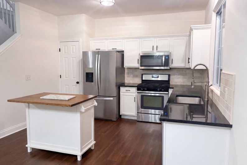 Photo 7 of 26 of 205 Nacoochee Way, Canton, GA