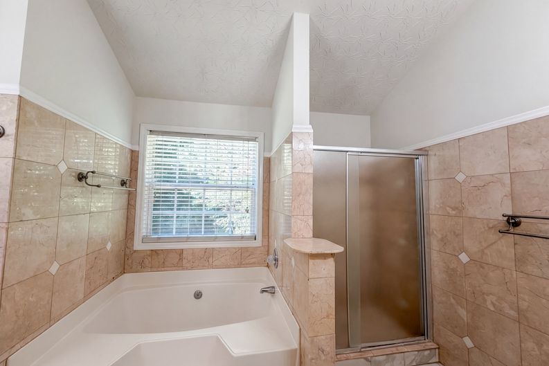Photo 15 of 29 of 3324 Baymount Way, Lawrenceville, GA