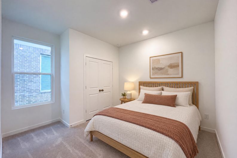 Photo 10 of 16 of 21511 Colonial Meadow Creek Trl, Waller, TX