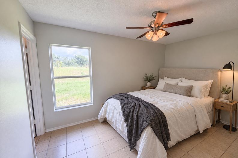 Photo 19 of 24 of 1262 Padgett Cir, Lady Lake, FL