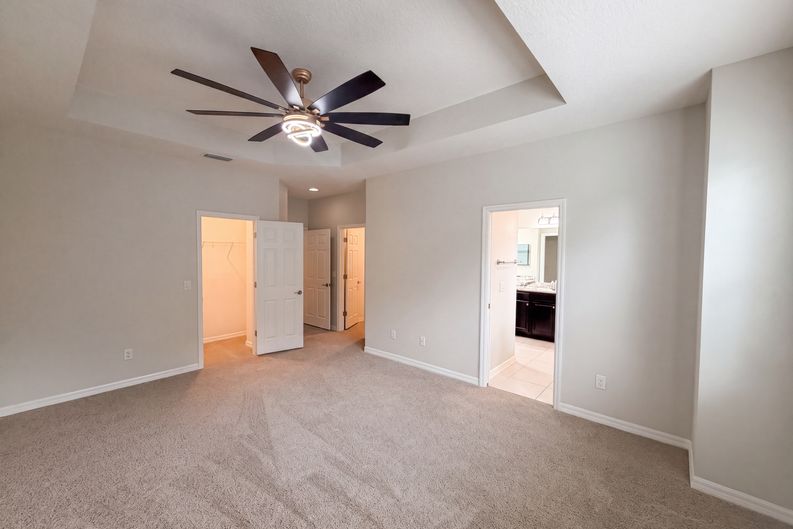 Photo 4 of 23 of 4848 Wandering Way, Wesley Chapel, FL