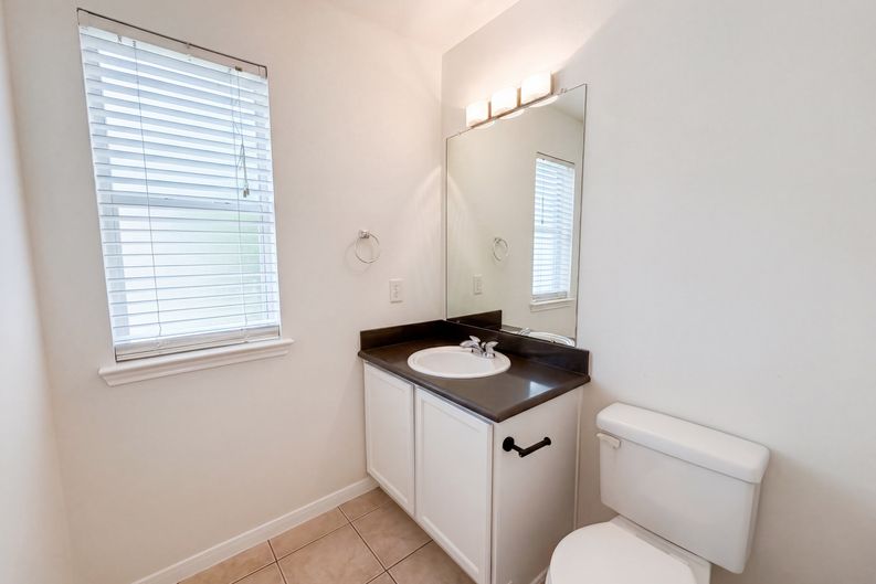 Photo 17 of 23 of 11918 Sonora Springs Dr, Tomball, TX