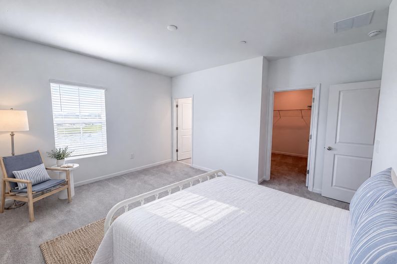 Photo 4 of 27 of 2224 Red Sun St, Apopka, FL