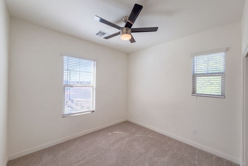 Photo 10 of 34 of 4018 E Pony Ln, Gilbert, AZ