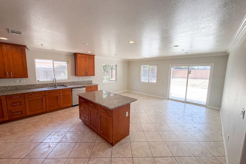 Photo 11 of 14 of 1774 7th St, Riverside, CA