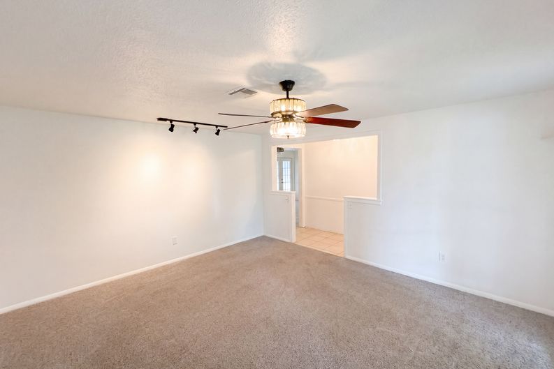 Photo 9 of 24 of 1513 N Bradley Ave, Oklahoma City, OK