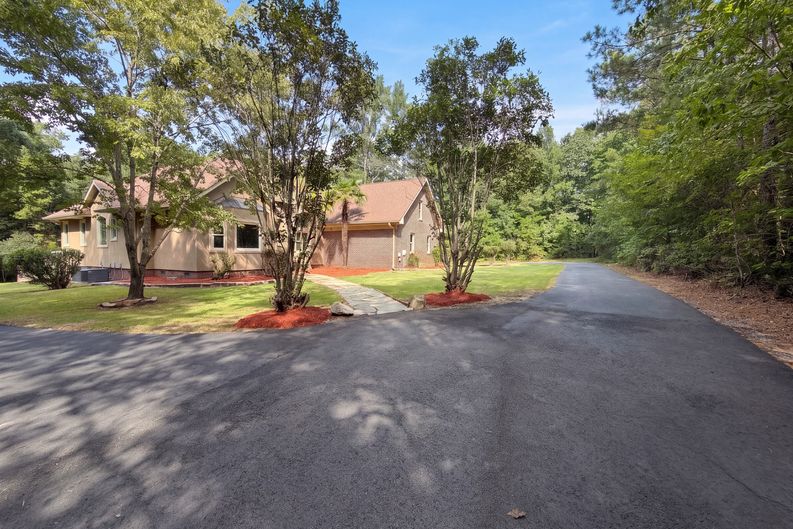 Photo 25 of 29 of 1516 Mullis Rd, Blythewood, SC