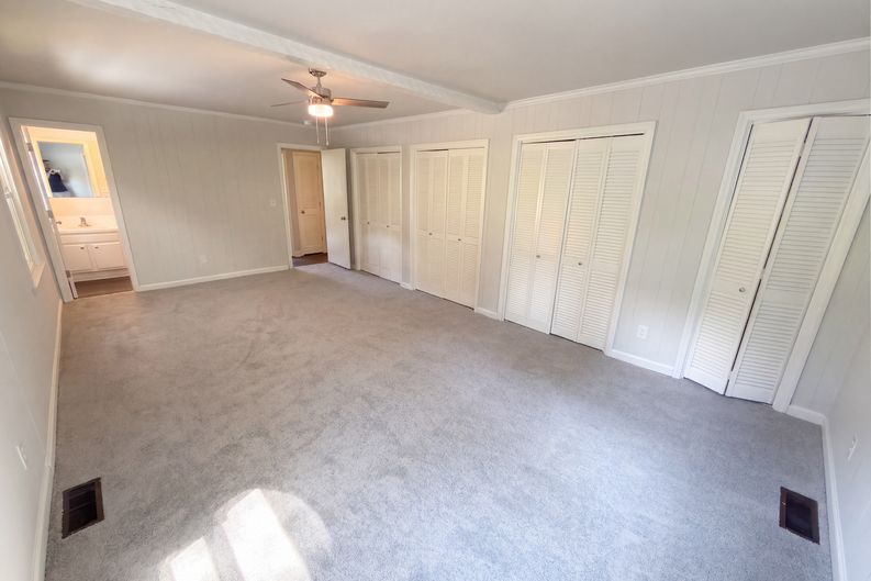 Photo 4 of 18 of 1018 Wade Rorie Rd, Wingate, NC