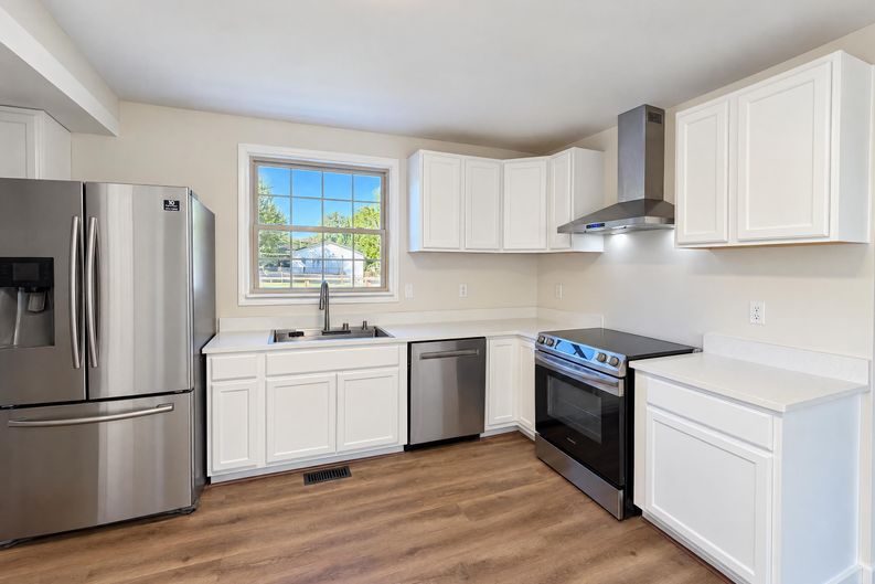 Photo 21 of 22 of 4921 Yorktown Rd, Nashville, TN