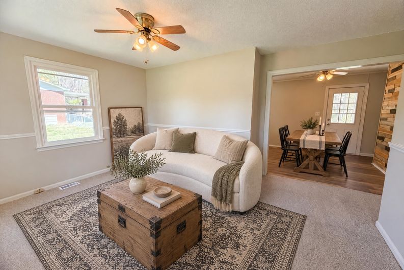 Photo 7 of 17 of 4402 Ginger Dr, Gastonia, NC