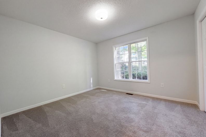 Photo 13 of 17 of 6073 Jones Cir, Sanford, NC
