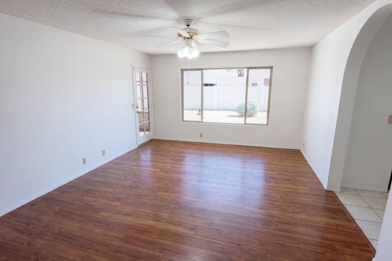 Photo 6 of 26 of 9207 W Kerry Ln, Peoria, AZ