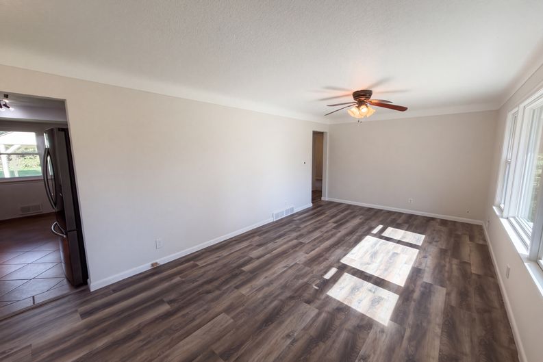 Photo 3 of 30 of 2517 Nokomis Ave, St. Paul, MN