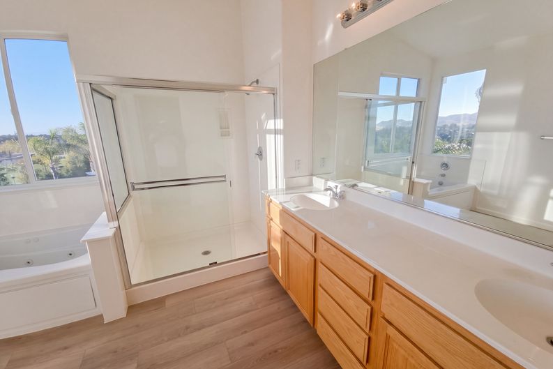 Photo 25 of 41 of 2328 Forty Niner Ct, Antioch, CA
