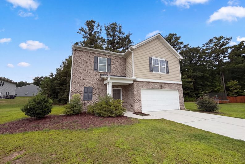 Photo 22 of 27 of 8618 Blair Ct, Douglasville, GA