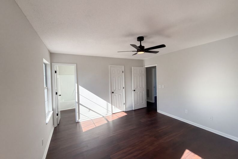 Photo 19 of 49 of 171 Cherry Grove Dr, West Columbia, SC