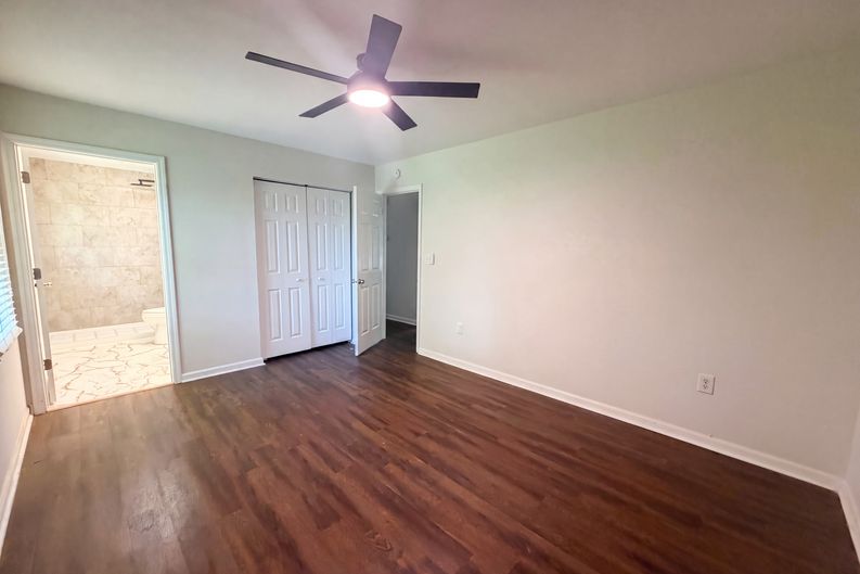 Photo 4 of 18 of 1110 Stuart Dr, Moncks Corner, SC