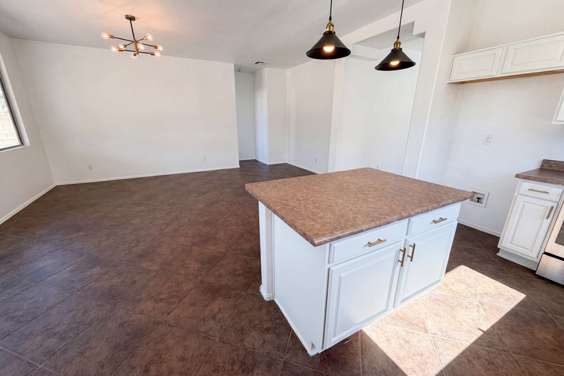 Photo 13 of 32 of 17529 W East Wind Ave, Goodyear, AZ