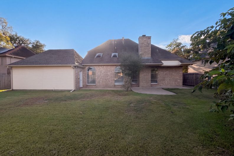 Photo 26 of 28 of 9118 Tepee Trl, Houston, TX