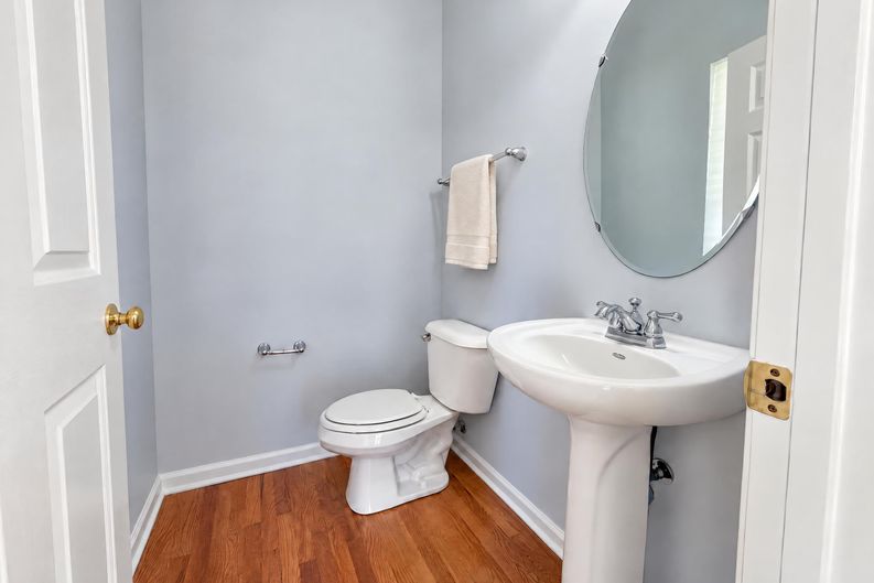 Photo 8 of 23 of 5240 Terrace Ridge Dr, Milford, OH