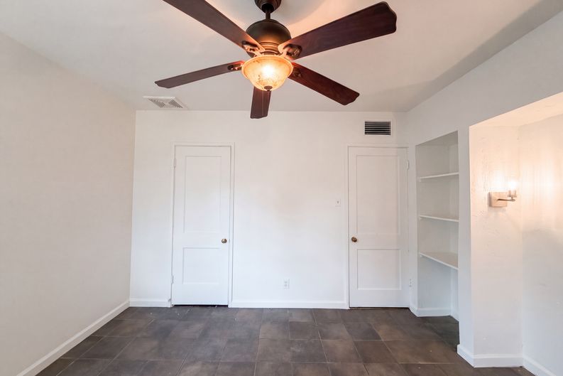 Photo 9 of 22 of 1835 E Palm Ln, Phoenix, AZ