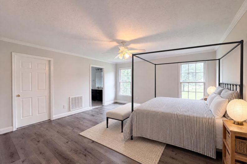 Photo 4 of 21 of 106 Millbranch Ln, Statesville, NC