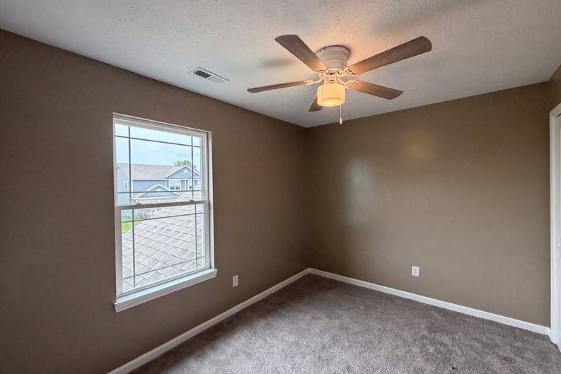 Photo 12 of 23 of 8196 Alyssum Dr, Plainfield, IN